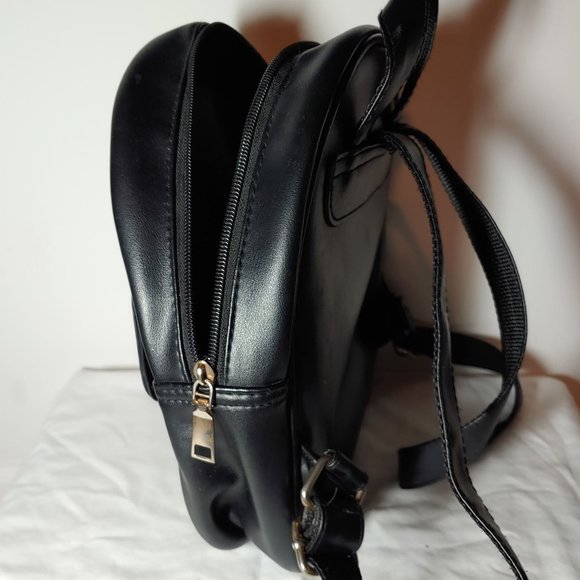 Black faux leather gothic kitty cat backpack - Picture 5 of 8